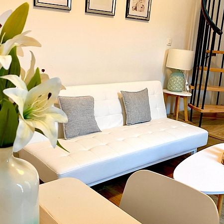 Apartement City Center Монс Экстерьер фото