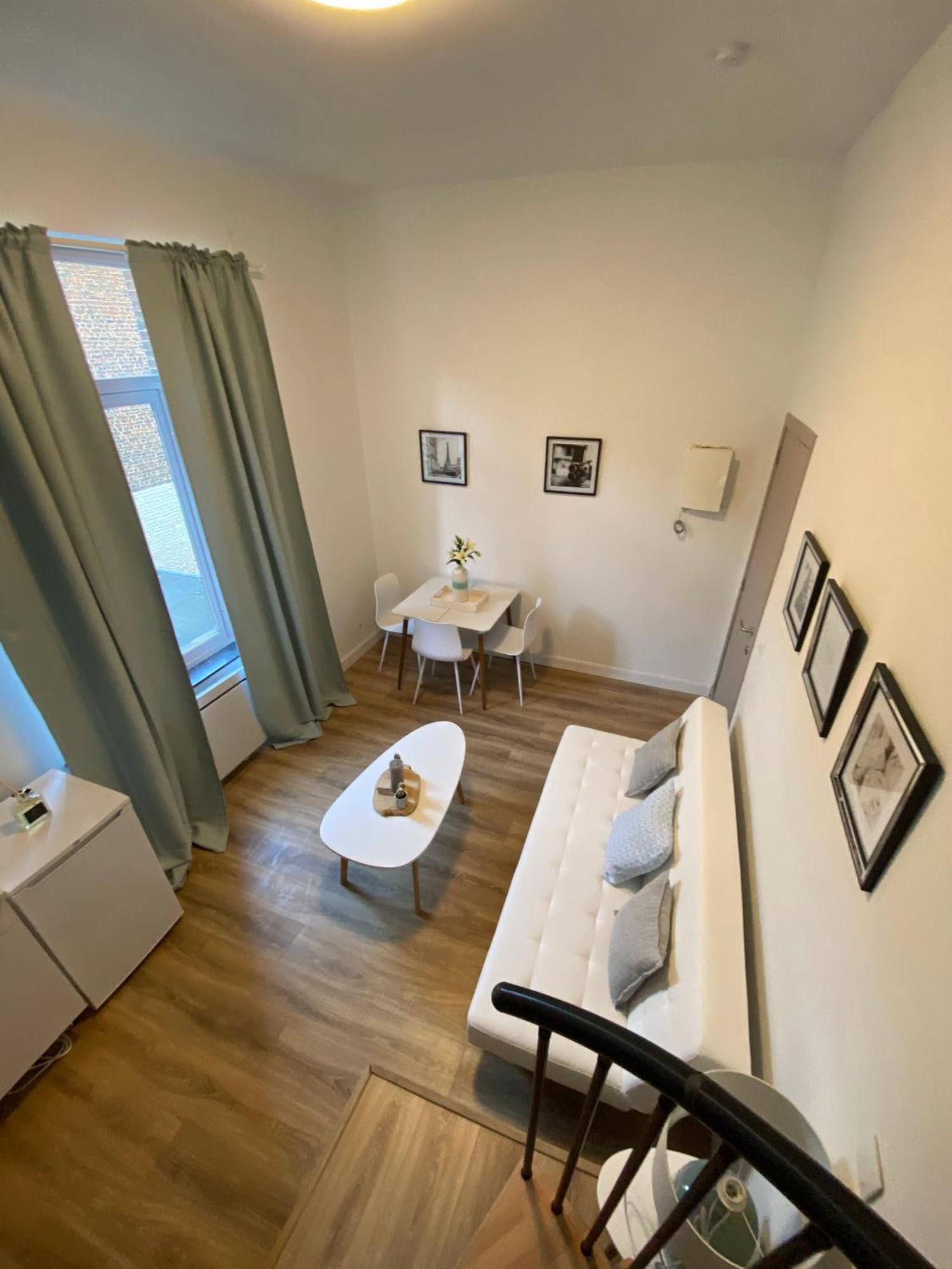 Apartement City Center Монс Экстерьер фото